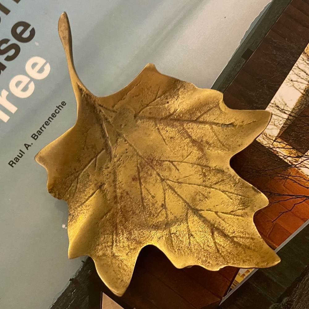 brass leaf - Picture 2 of 7